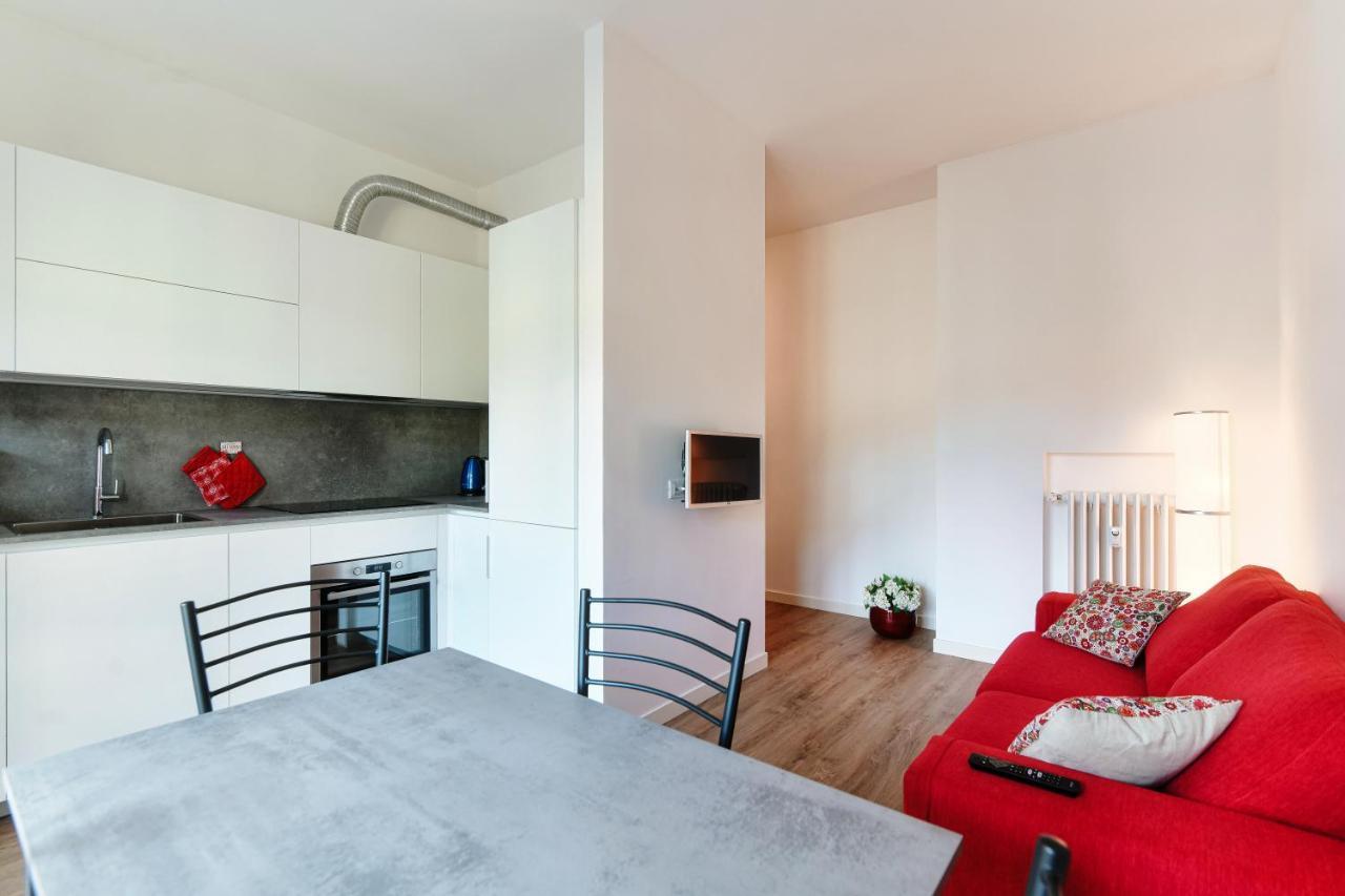Апартаменти Joivy Superb Flat With Balcony Комо Екстер'єр фото